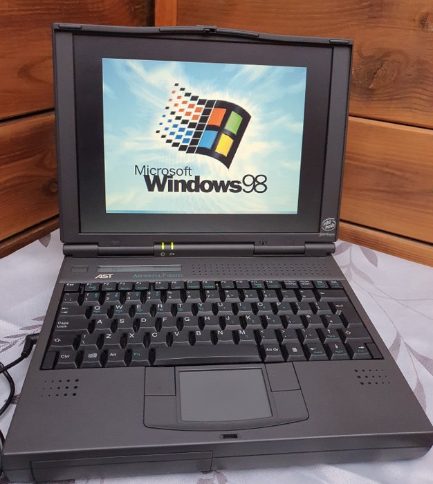 windows 98 laptop