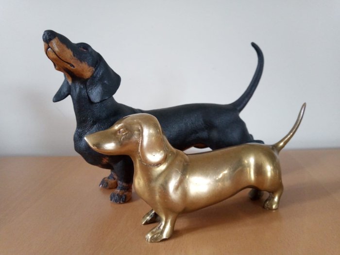 Vaga international akita 7733 - figurillas de perro salchicha (2) - galleta de porcelana y cobre / latón