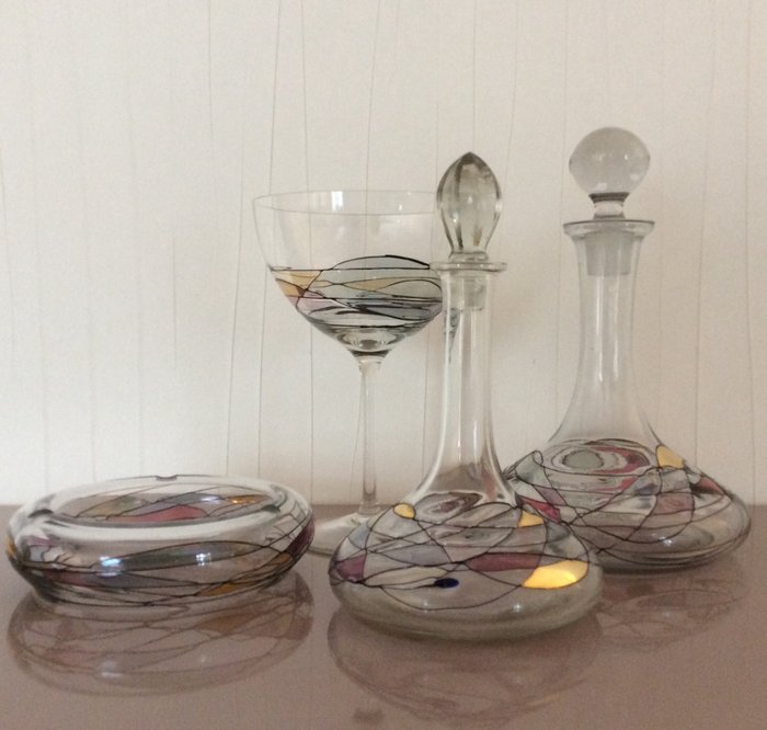 Lucka glas Solingen/K&K Styling - Carafes, foot shell and ashtray (4) - Crystal