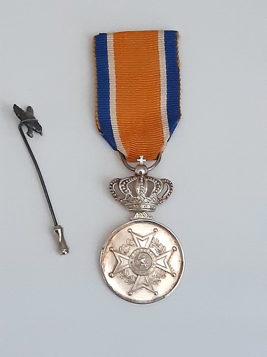 Nederland – Onderscheiding/ Ere medaille – De Orde van Oranje-Nassau – Zilver