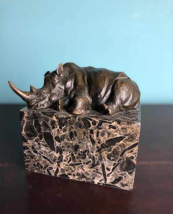 After Milo - Bronze Garanti Paris / J.B. Deposée - Skulptur af en næsehorn - Bronze
