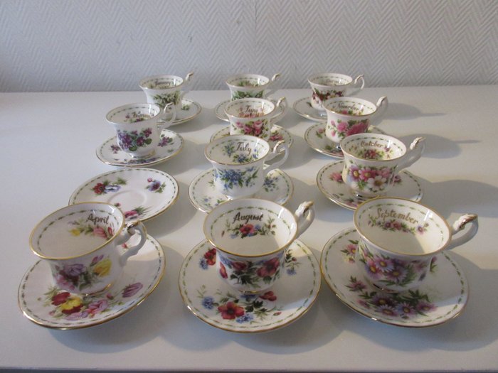 Royal Albert - 英格蘭皇家阿爾伯特省-1月至12月的月份茶杯和碟（3月杯除外）- (23) - 瓷器