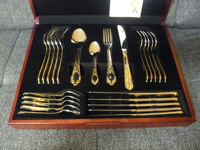 SBS Solingen - SBS Solingen-24 piece cutlery 23/24 carat gold hard gold plated - Baroque - 18/10 stainless steel