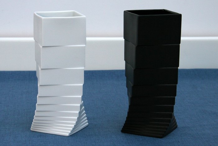 Christa Häusler-Goltz - Rosenthal - Deux vases - Porcelaine