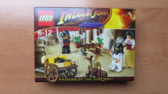 *BRAND NEW* LEGO Indiana Jones Ambush in Cairo 7195