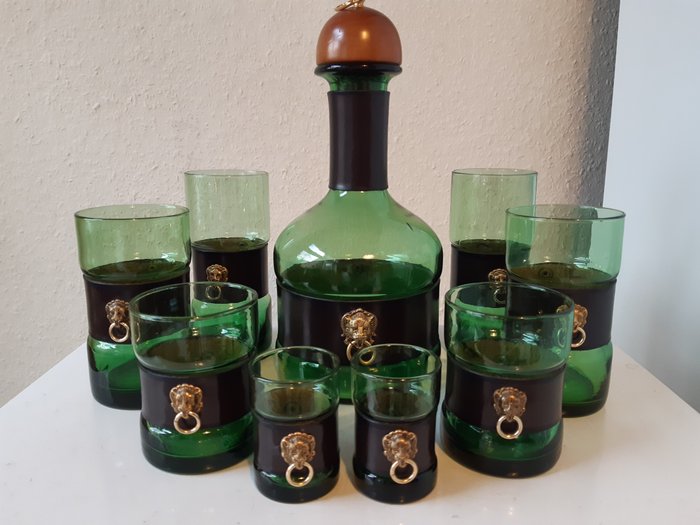 Ensemble de boisson en verre vert, années 60, Italie, tête de lion, carafe, 2 boissons longues, 2 boissons courtes, 2 whiskies (9) - Verre