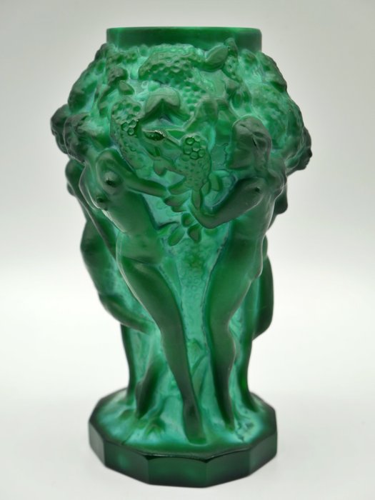 Heinrich Hoffmann - Vase (1)