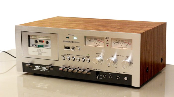Akai - GXC-730D - 3 head - Autoreverse - Casetă stereo inversă automată