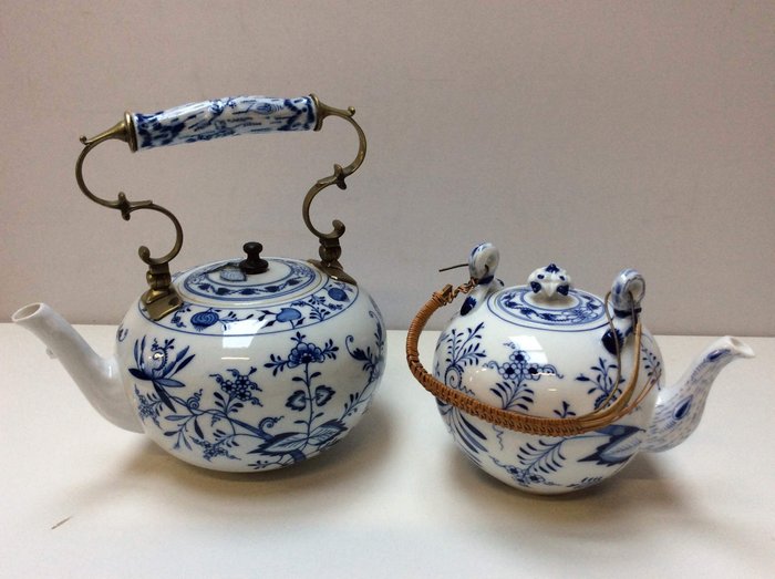 Meissen, Huttensteinach - Teapot (2) - Porcelain
