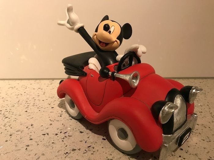 Walt Disney Mickey Mouse In Z N Rode Auto 1990 Catawiki