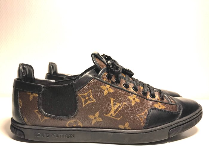 Louis Vuitton - Sneaker - Größe: Schuhe / EU 41.5