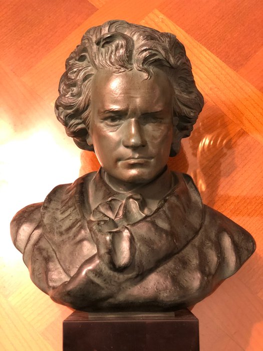 D'après Gaston Leroux (1854-1942) - Buste, Beethoven - Régule - XXe siècle