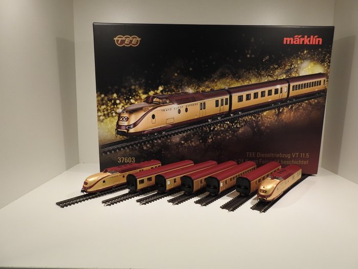 Märklin H0 - 37603 - Unidad de tren - Juego de tren de 7 piezas VT 11.5 TEE, edición Golden jubilee - DB