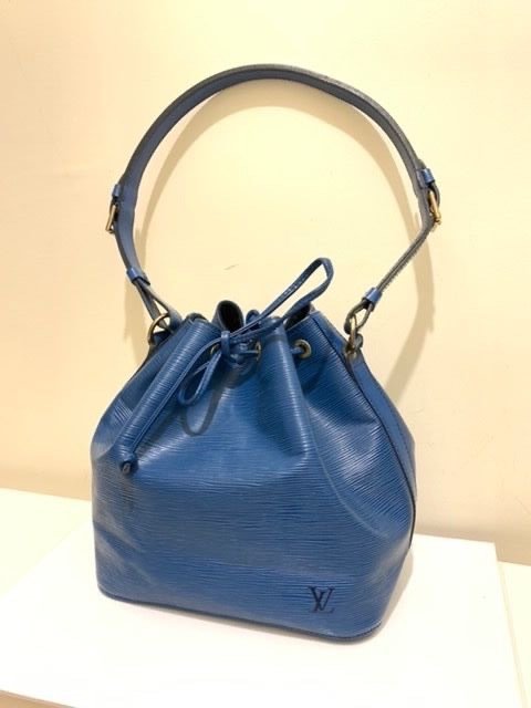 Louis Vuitton - Petit Noe Epi Blue Bag - Shoulder bag - Catawiki