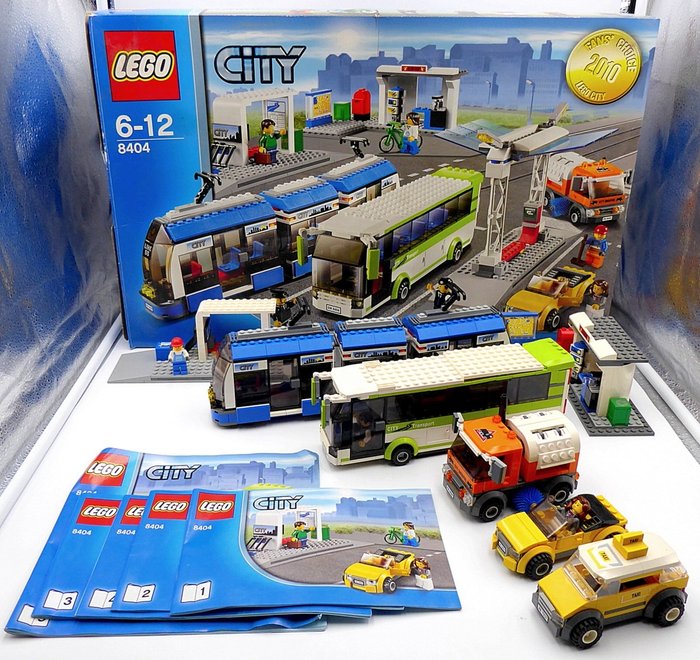 LEGO - 城市 - 8404公共汽车和电车终点站，2010年稀有停产