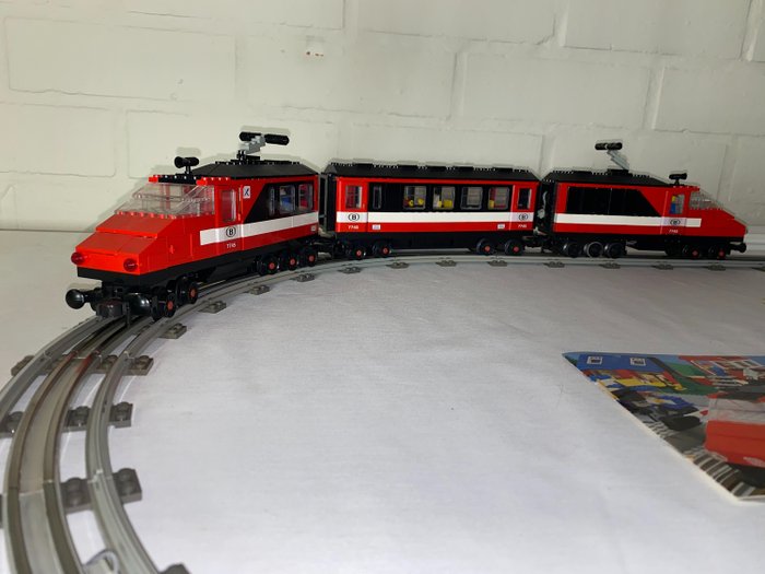 LEGO - City - 7745 - pociąg - Snelheidstrein (TGV) van 1985 - Belgia