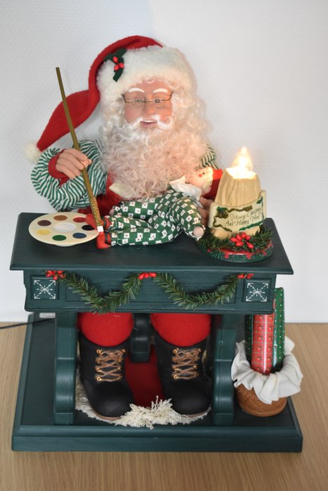 Holidays Creations - vakker stor julenisse: Maling av julenissen - med musikk, bevegelse og lys - plast, kunstig skjegg, stoff