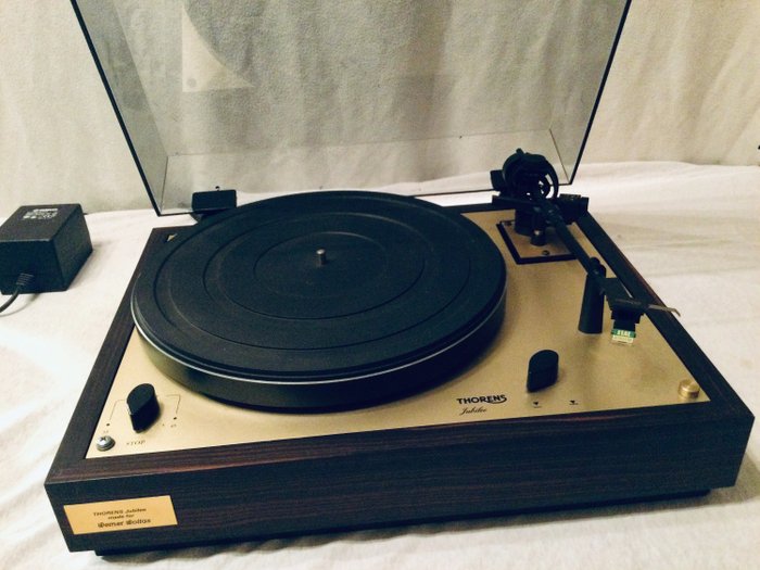 Thorens - TD-147 Jubilee Special Edition - 转盘