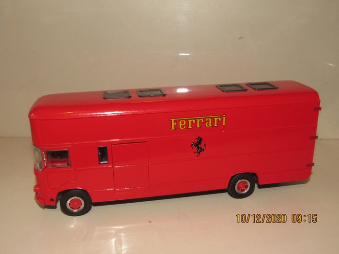 Preview of the first image of Old Cars Ferrari Transporter Rolfo - 1:43 - Old Cars.