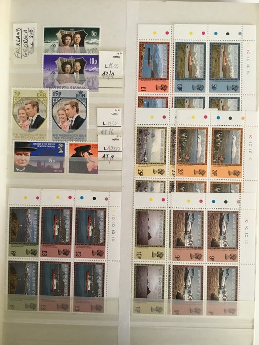 Falkland, Fidji, Gambia and Ghana 1916/1986 - Collection of stamps. All complete sets. Including al, used for sale  London