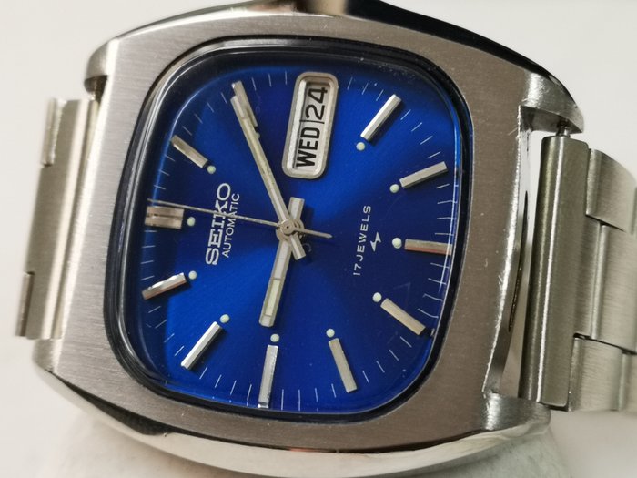 Seiko - Vintage Blue Dial Automatic Watch - 7006-5019 - Men - Catawiki