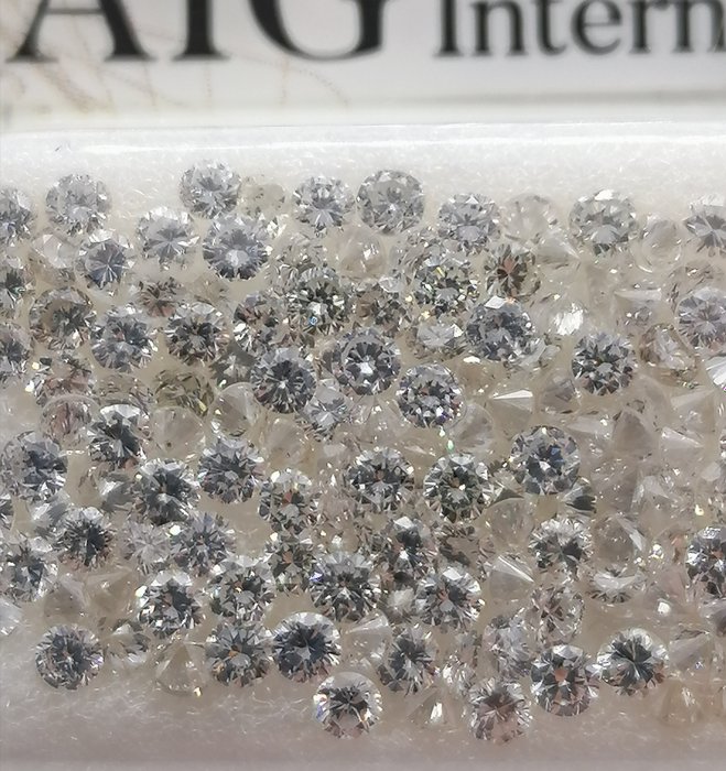 60 pcs Diamanten - 1.79 ct - Brillant - D (farblos), E, F 