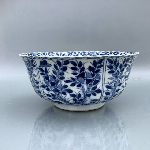 Große antike chinesische Porzellan Kangxi markierte Schale - Blau und weiß - Porzellan - China - 19. Jahrhundert