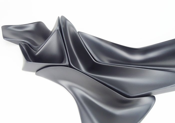 Alessi Zaha Hadid - 餐桌中央装饰 - ''利基''  - 三聚氰胺黑