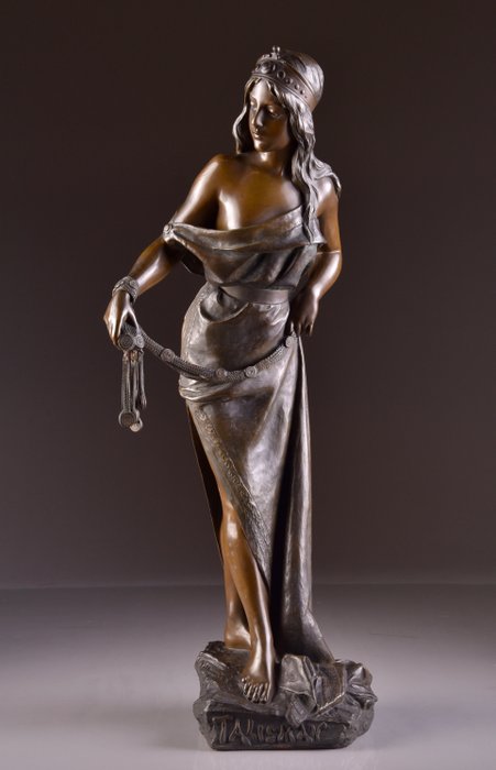 Emmanuel Villanis (1858-1914) , - BRONZE GARANTIE PARIS - 罕见的纪念性（80厘米）青铜女性雕像“护身符” (1)