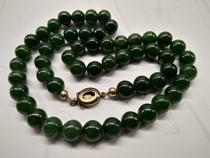 Natural pearl - Necklace Jade for sale  London