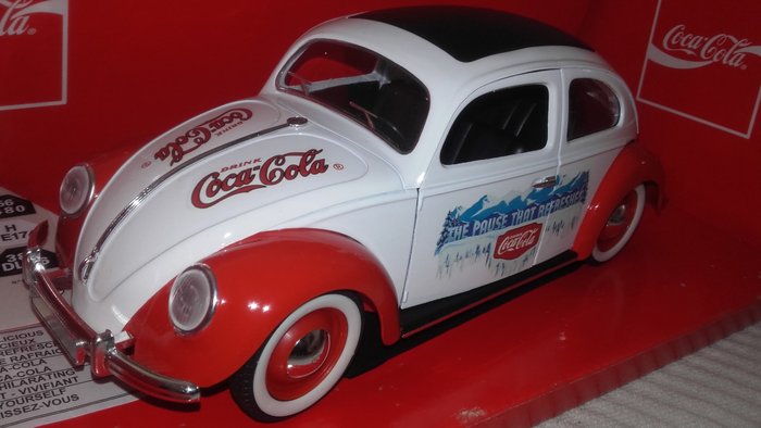 Solido - 1:18 - VW Käfer Coccinelle "Coca-Cola" 1958 (Ref. 9511) - Rood wit