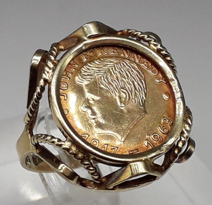 John. F. Kennedy Coin - 9K Yellow gold - Ring