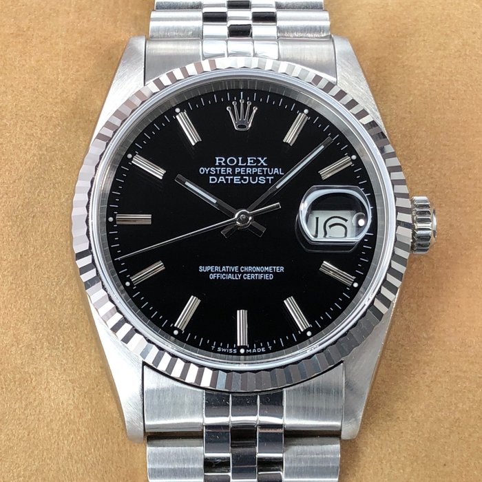 Rolex - Datejust Black Dial - 16234 