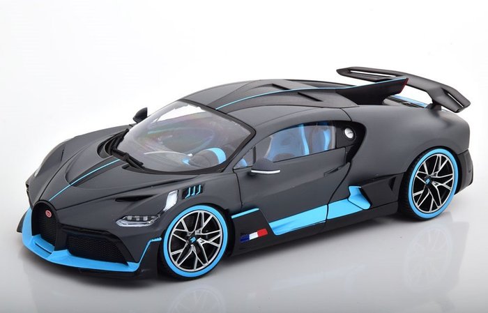 Bburago  Bugatti  Racing - 1:18 - Bugatti Divo Racing
