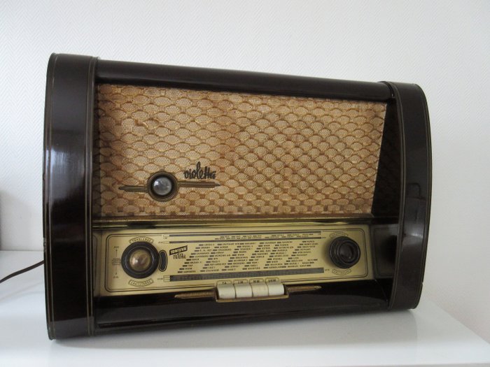 Tonfunk Violetta - W191M - 1953 - Rádio a válvulas