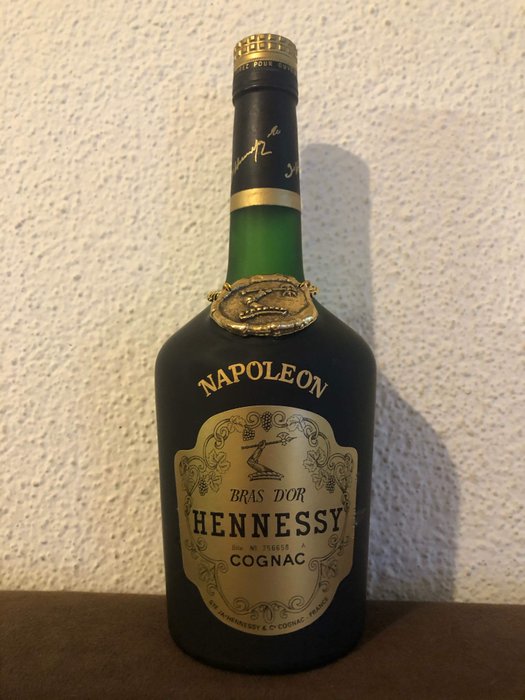Hennessy - Bras d'Or Napoléon Cognac  - b. década de 1970 - 0.7 L
