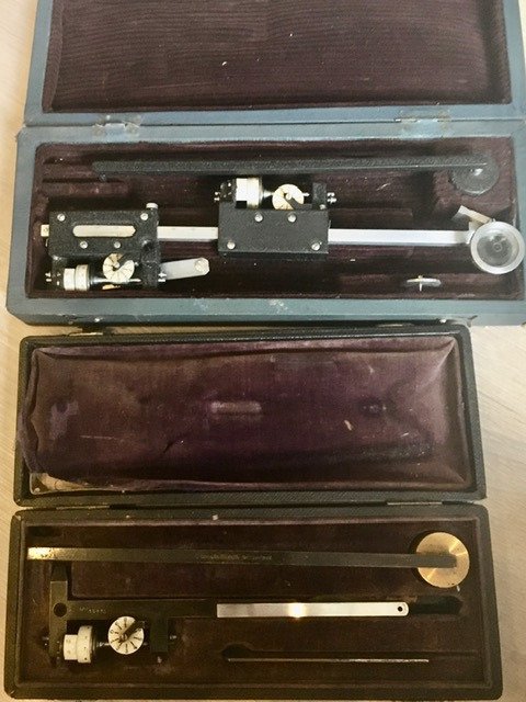 兩台測距儀：Coradi Zurich 1900和Polarimeter PP-2k測距儀-蘇聯1958 (2) - 金屬，木材，玻璃