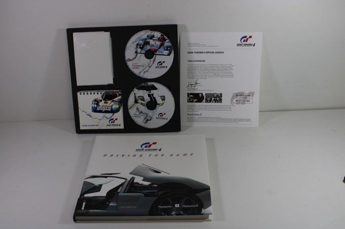 Sony, Playstation 2 - Gran Turismo 4 Limited Edition Press Kit - En la caja original