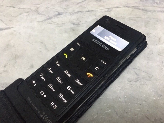 Samsung F300 - Telefon mobil