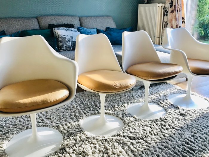 Eero Saarinen - Knoll - 扶手椅, 椅 (4) - Tulip Chair