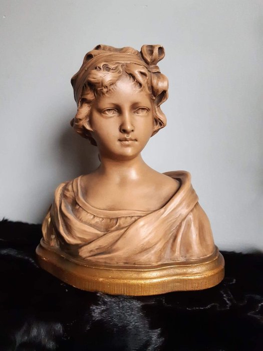 Gustave Van Vaerenbergh (1873-1919) - busto di giovane donna