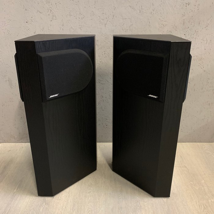 Bose - 401 - Dual  Floor Standing - Speaker set