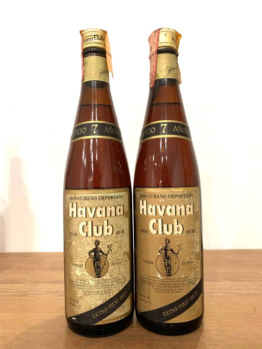 Havana Club - Ron Extra Viejo Seco 7 Años - b. Década de 1970 - 75 cl - 2 botellas