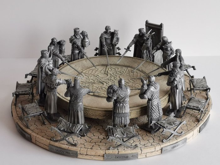 Les Étains Du Graal - Ridderne av det runde bordet - Middelalder - Limestone, Tinn