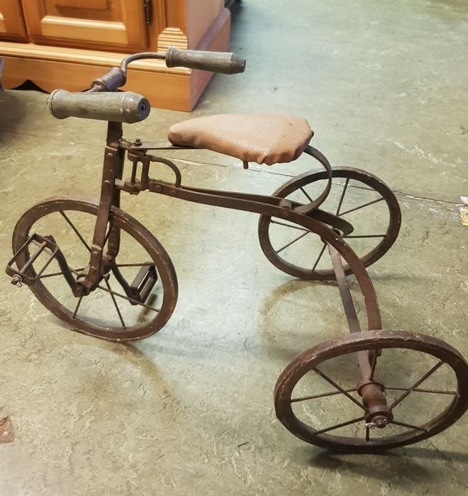 Vintage fiets, driewieler (1) - IJzer (gegoten/gesmeed)