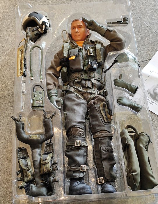 Elite Force - Aviator - Figurka, George W. Bush - prezydent USA i lotnik marynarki wojennej - Żywica/Poliester