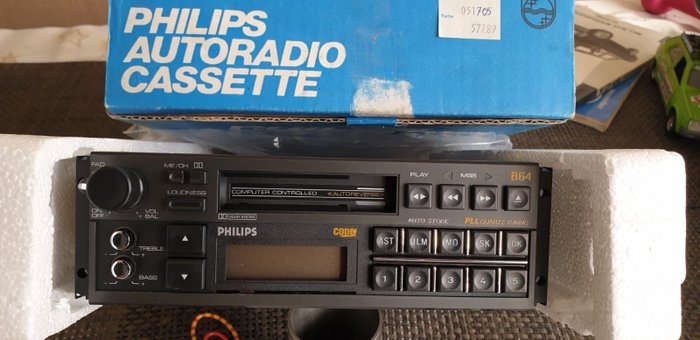 New Old Stock Auto HiFi-Set 1986 Philips Blaupunkt - Philips dc 864 Blaupunkt bqb80 - Blaupunkt, Philips - 1980-1990