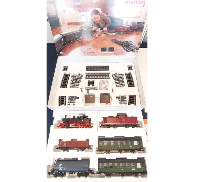 Märklin 1 - 55031 - Juego de trenes - Juego de iniciación premium con dos locomotoras \ - DB
