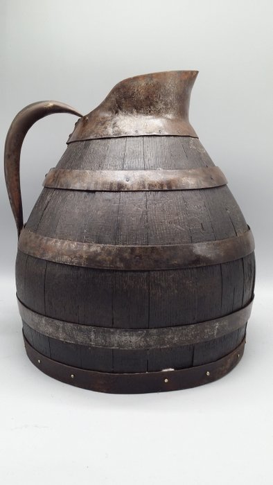 旧的大水罐酒投手和桶式苹果酒'40厘米橡木制。 - 木－橡木, 铁（铸／锻）