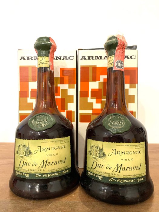 Duc de Maravat - Vieux Armagnac V.S.O.P. - D.M. 30 - b. 1970-talet - 75 cl - 2 flaskor